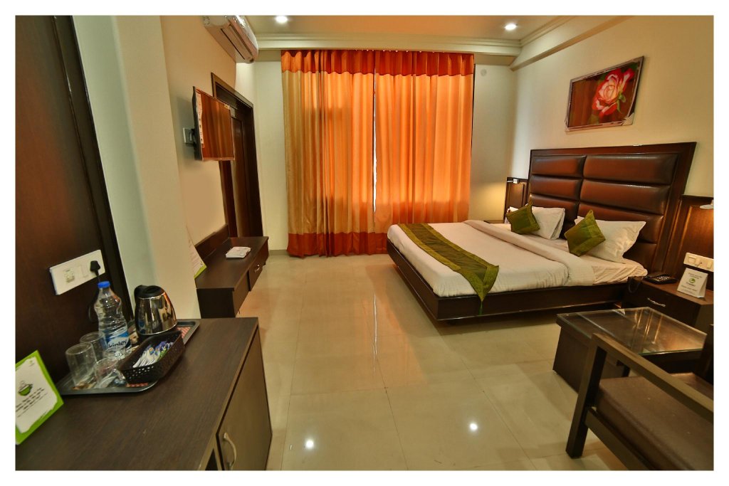 Фото Treebo Trend Dee Intercontinental Near The Golden Temple