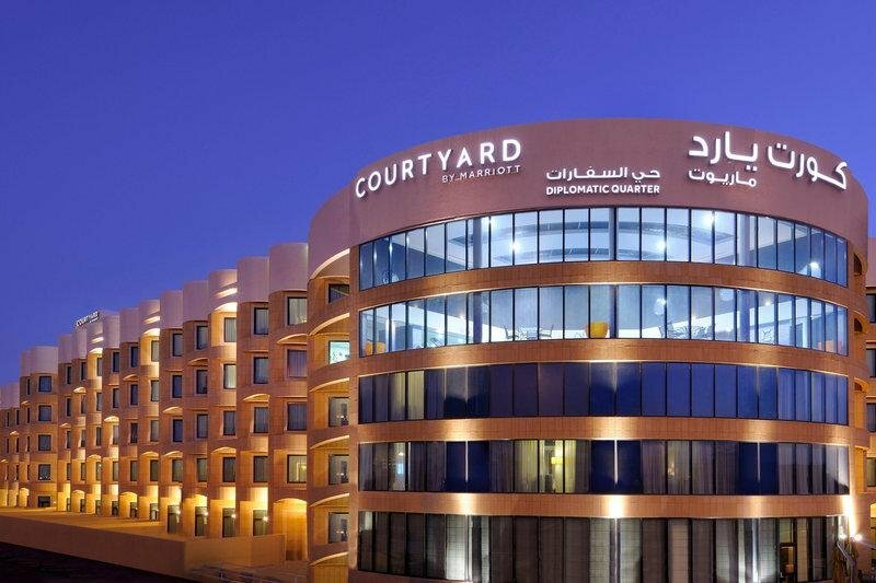 Гостиница Courtyard by Marriott Riyadh Diplomatic Quarter в Эр-Рияде