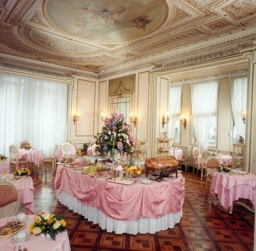 Гостиница Hotel Bristol Palace в Генуе