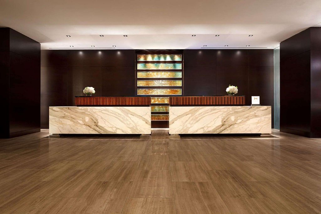 Фото Hilton McLean Tysons Corner