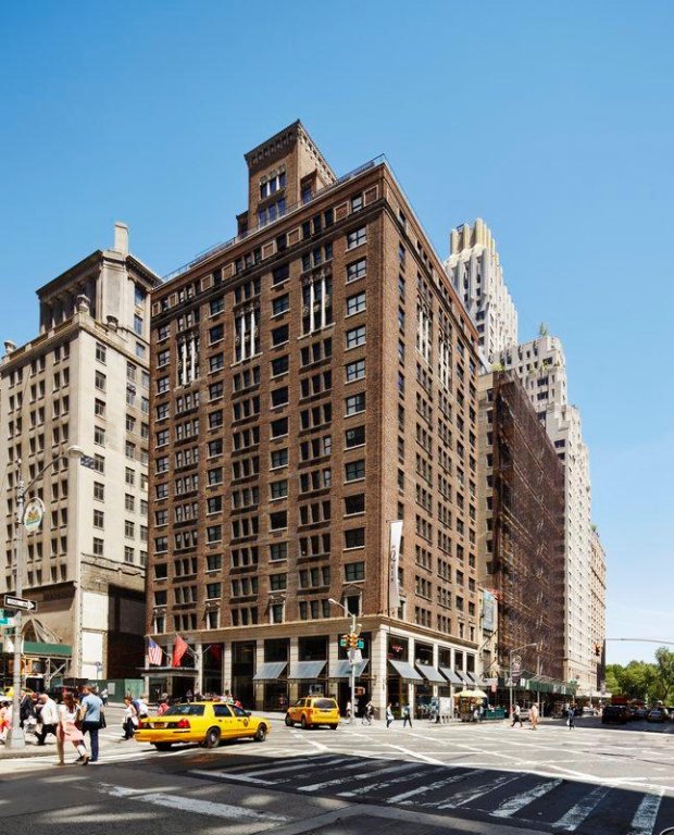 Фото отеля 1