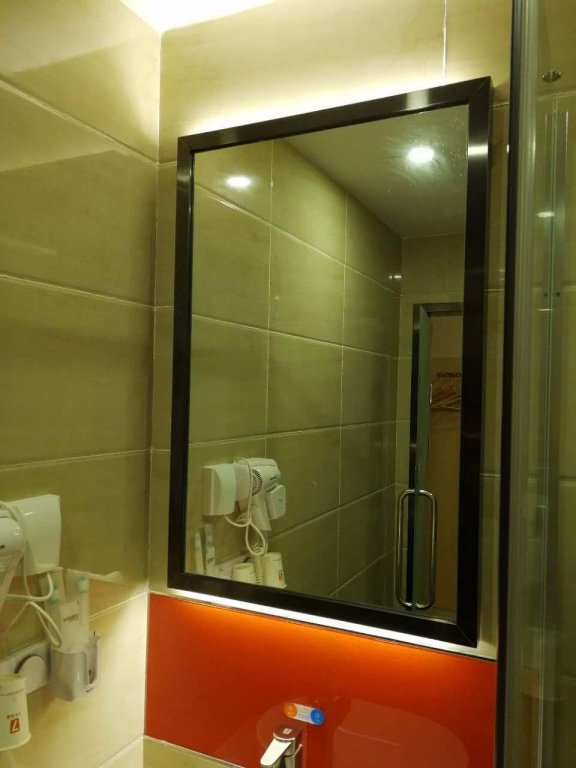 Фото 7 Days Premium Hotel Beijing Xidan Lingjing Hutong Metro Station Branch