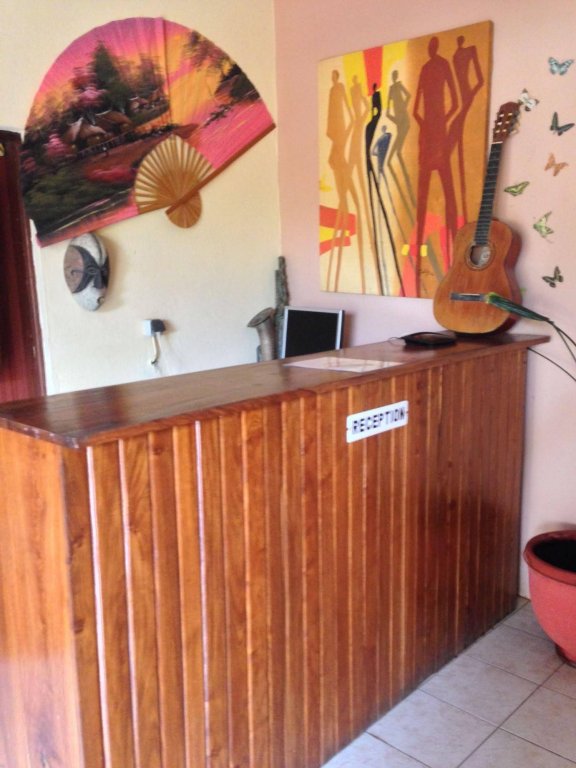 Фото отеля 2