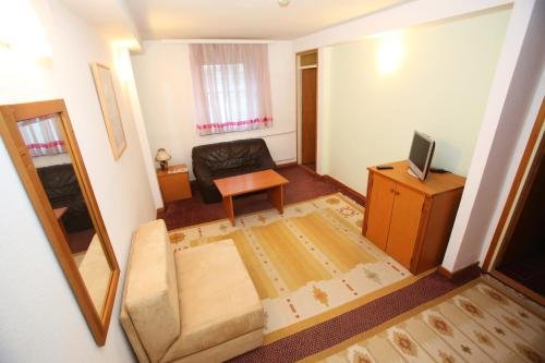 Фото Youth Hostel Ferijalac