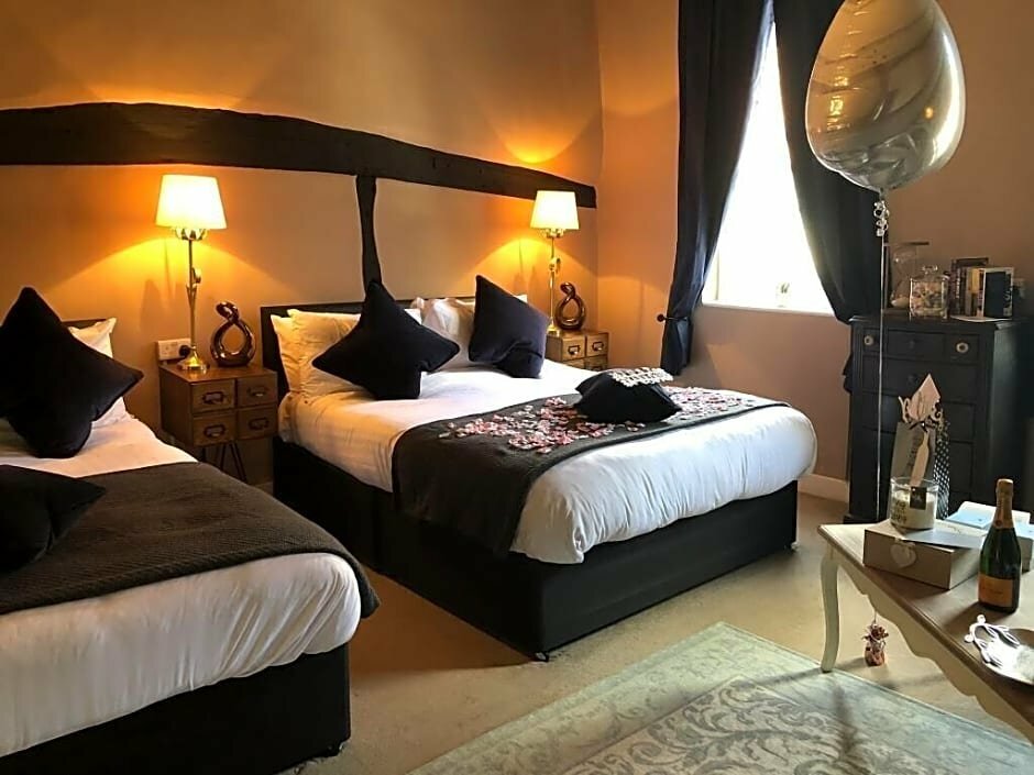 Hotel The George & Dragon Hotel, England, photo