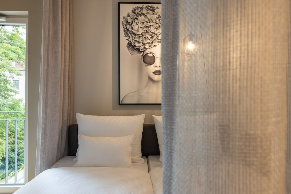 Фото Limehome Düsseldorf