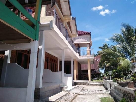 Hotel Laster Jony's Guesthouse Samosir RedPartner, North Sumatra, photo
