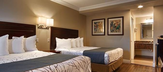 Фото Best Western Woodland Hills Inn