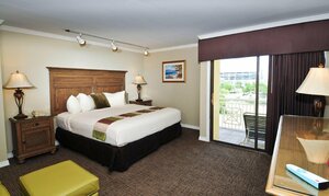 Гостиница Best Western Plus Grand Strand Inn & Suites