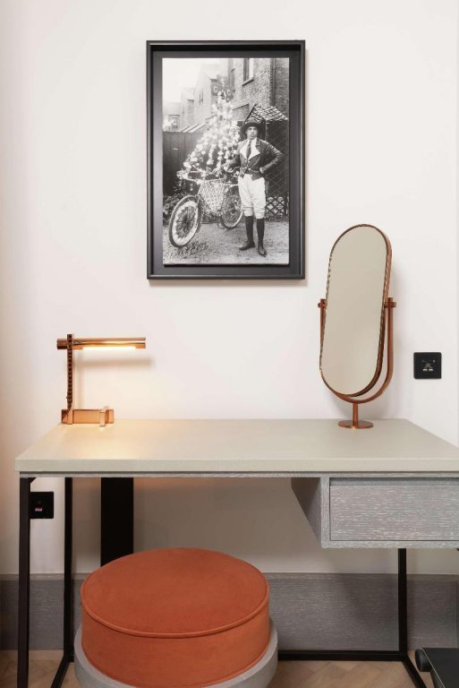 Фото Hart Shoreditch Hotel London, Curio Collection by Hilton