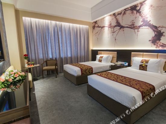Фото New Beacon Jinyin Lake Intl Hotel