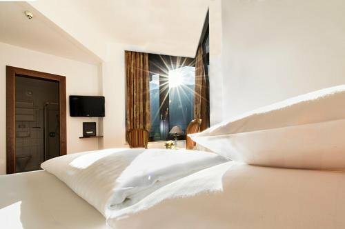 Гостиница Hotel zum Pinzger