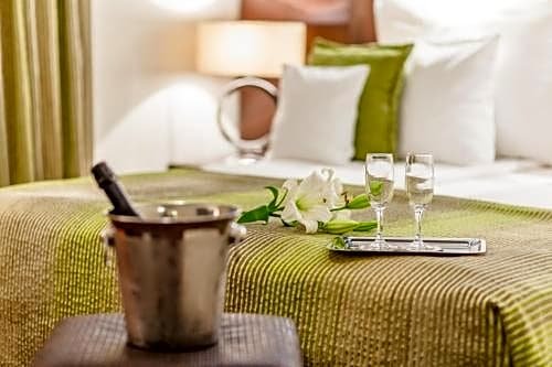 Фото Hotel Cubix