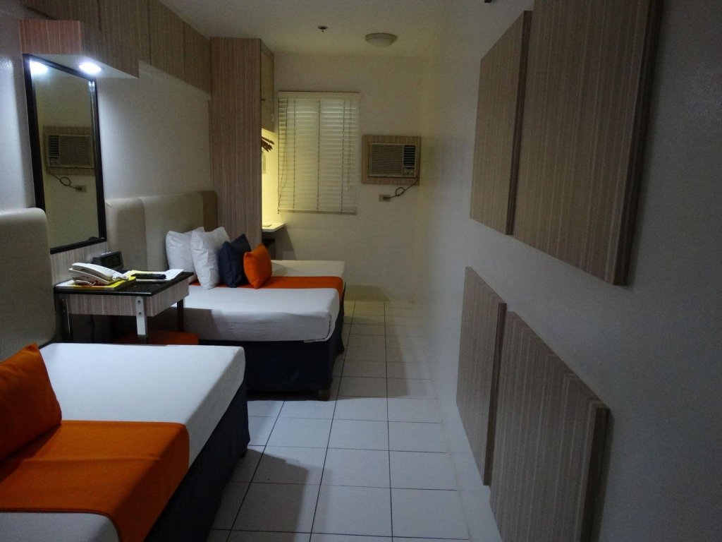 Фото отеля 3