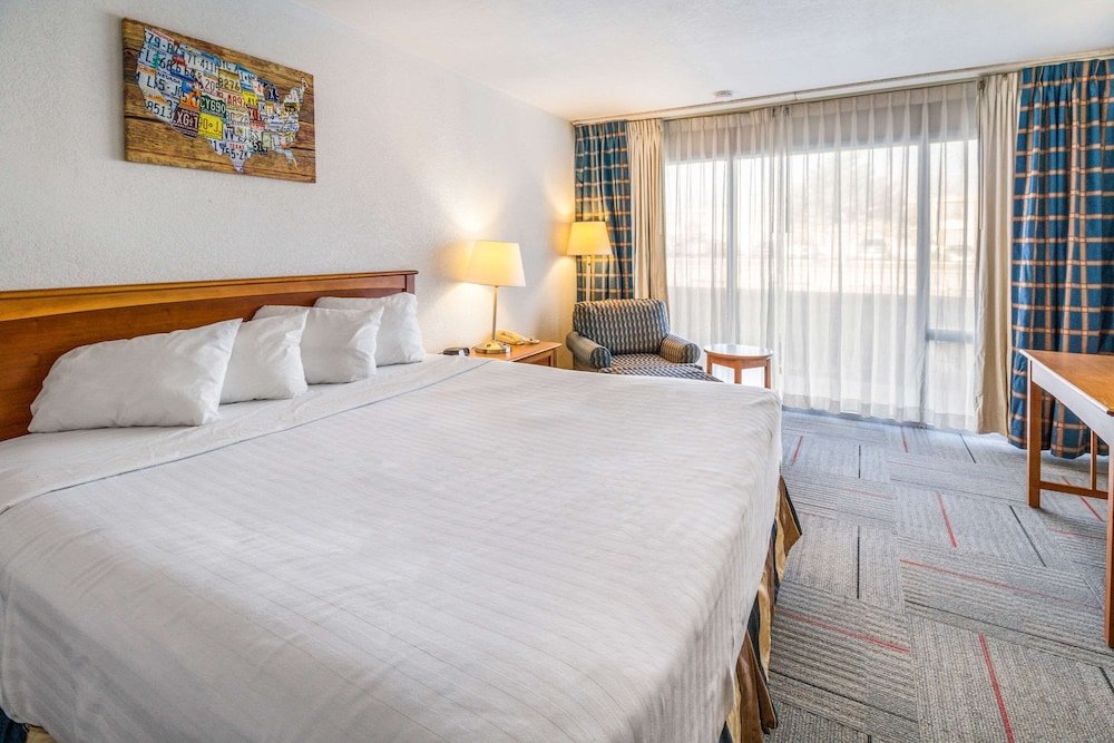 Фото Econo Lodge