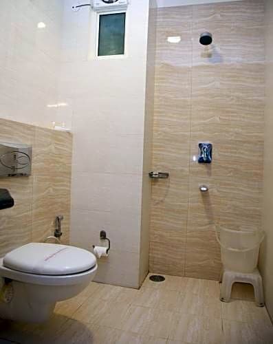 Фото The Vaishali Inn