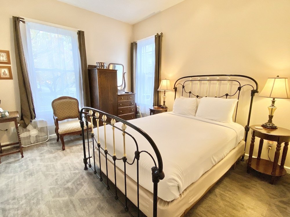 Фото The Gilbert Inn