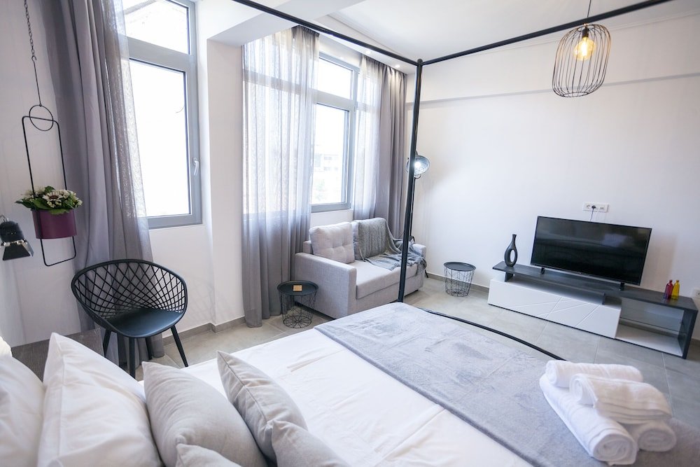 Фото Aristophanes Luxury Flat Psyrri Square