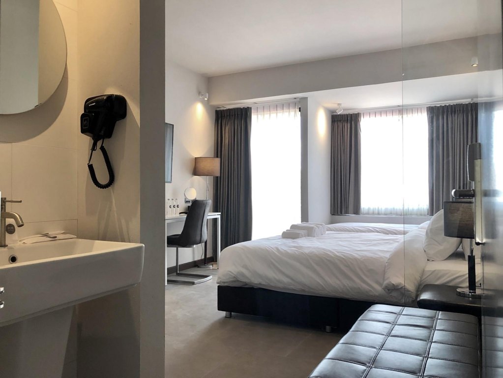 Фото Por Daowadung