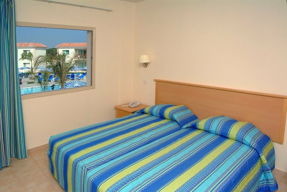 Lanta Beach Кипр