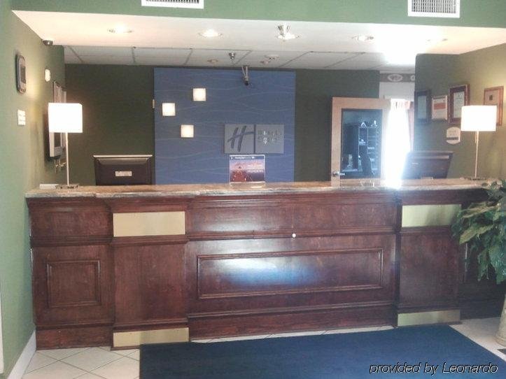 Фото Stay Inn & Suites Montgomery