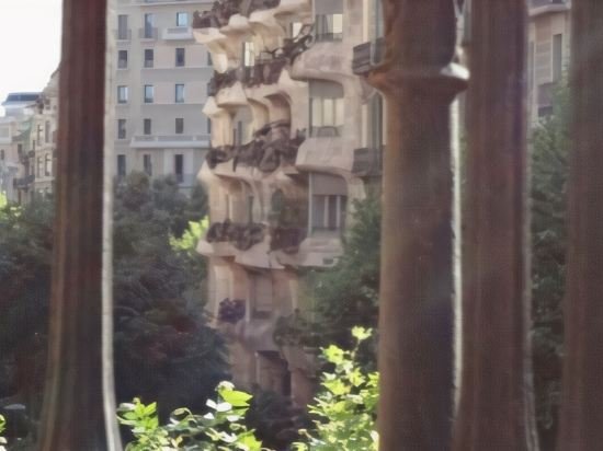 Фото Claris Apartments