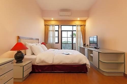 Фото Oriental Palace Apartment