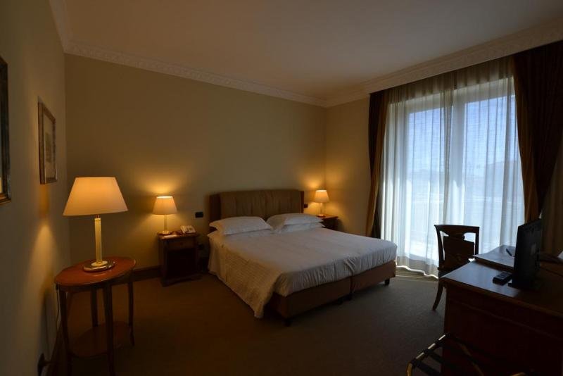 Фото Katane Palace Hotel