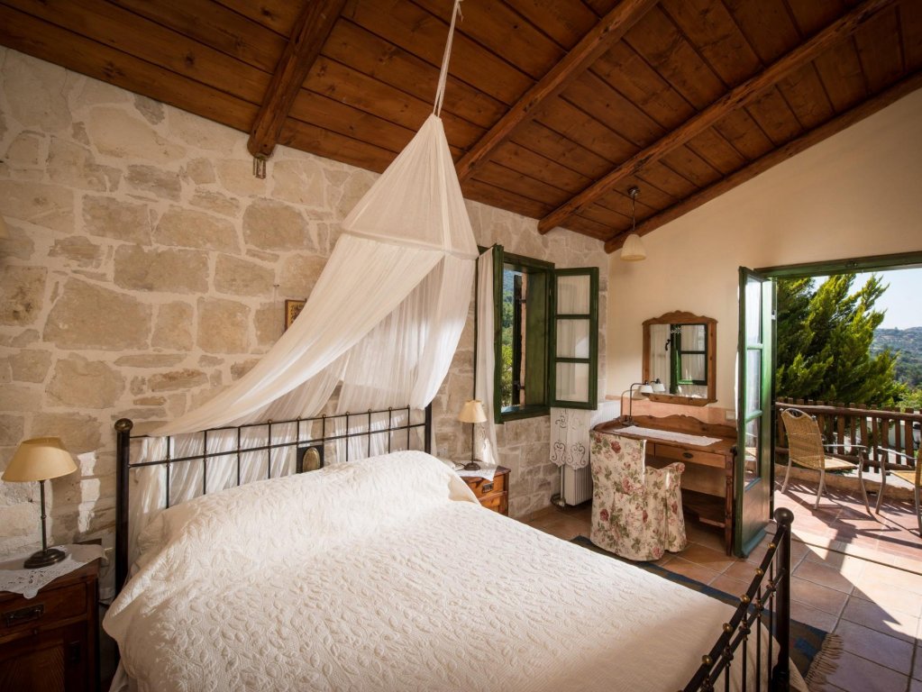 Фото Enagron Ecotourism Village