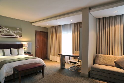 Гостиница Holiday Inn Johannesburg - Rosebank в Йоханнесбурге