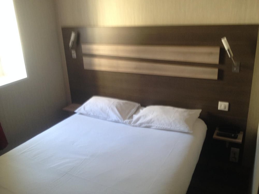 Фото Hotel du Commerce