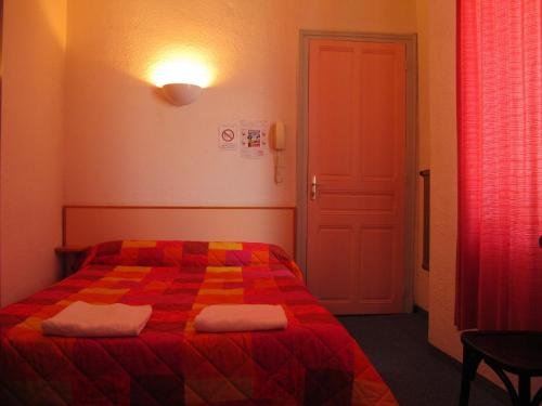 Фото Hôtel Saint Julien