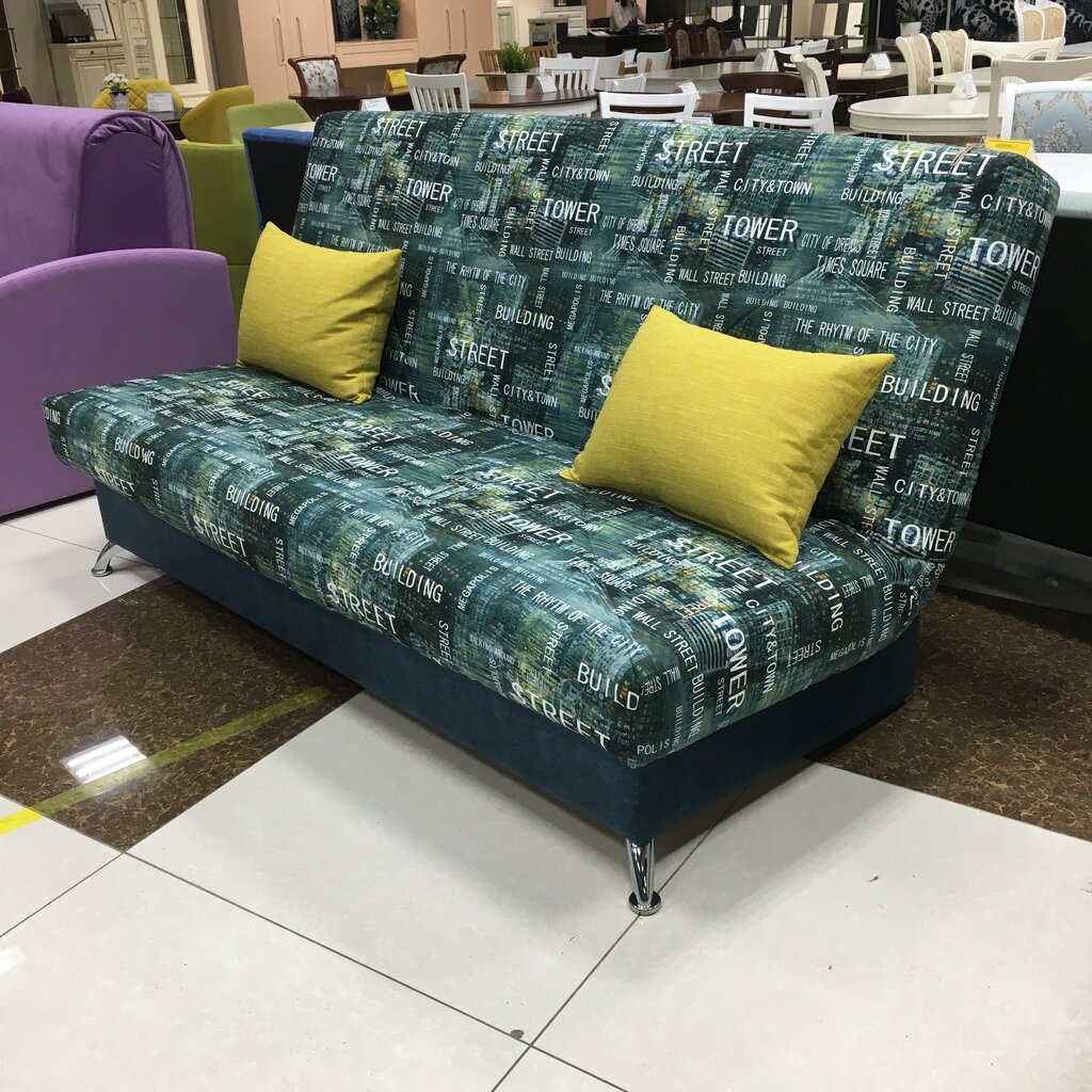 Upholstered furniture Divan. Market, Moscow, photo