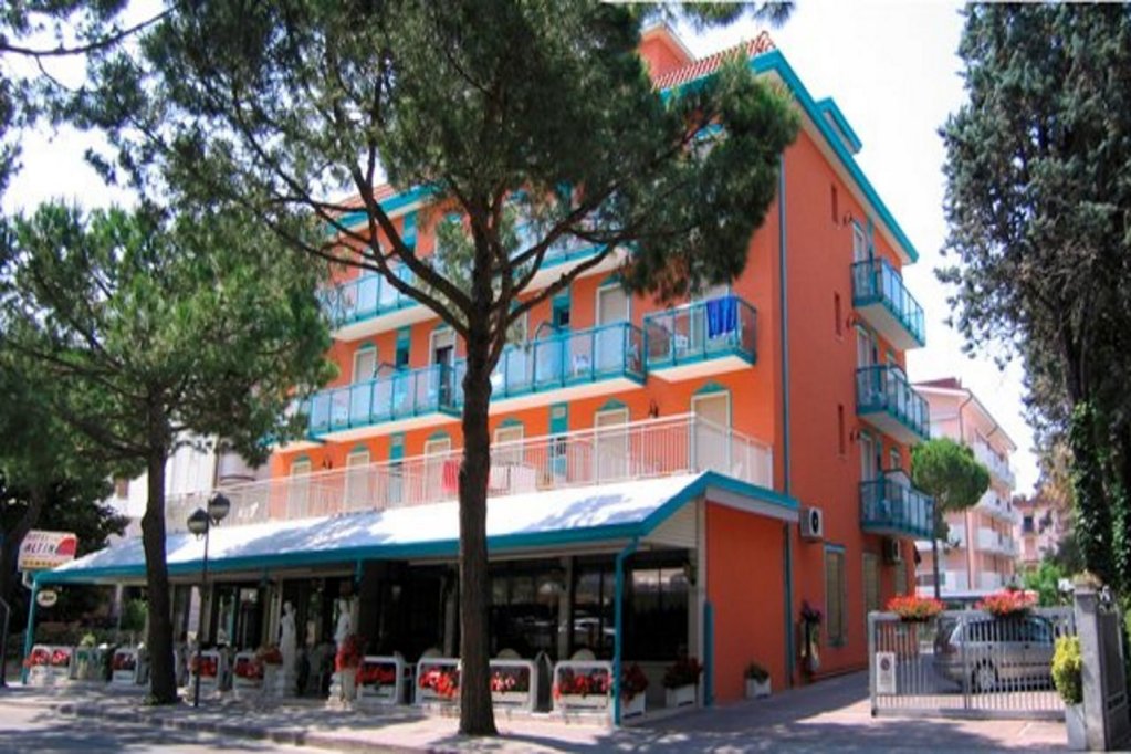 Фото отеля 4