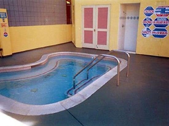 Фото Sunburst SPA & Suites Motel