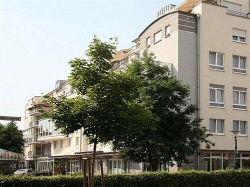 Гостиница Hotel Newton Karlsruhe в Карлсруэ