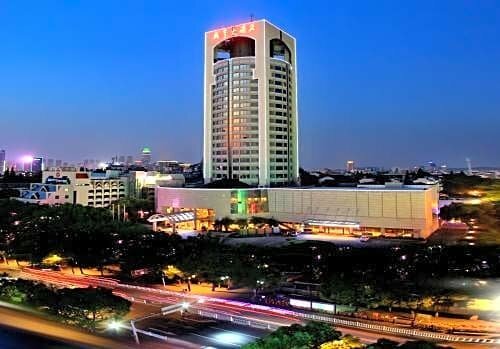 Гостиница Shaoxing Xianheng Grand Hotel в Шаосине