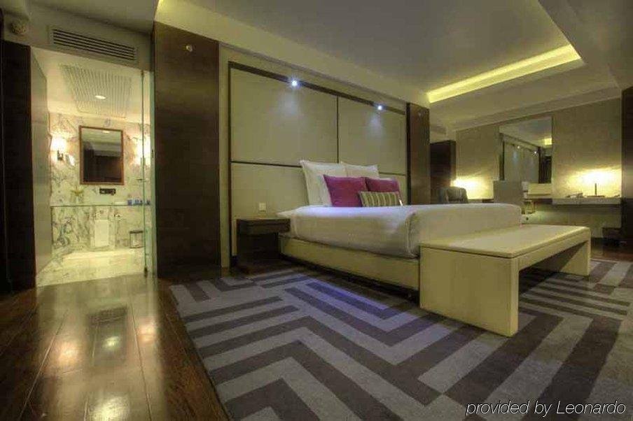 Фото Avari Towers Karachi