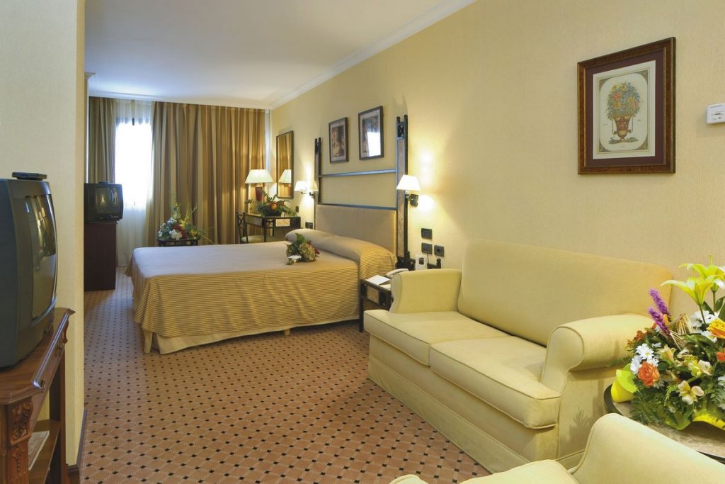 Фото Hotel Gran VIA