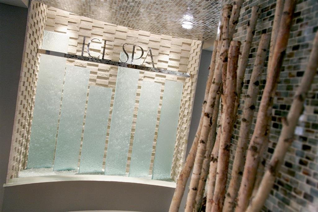 Фото Sheraton Anchorage Hotel & SPA