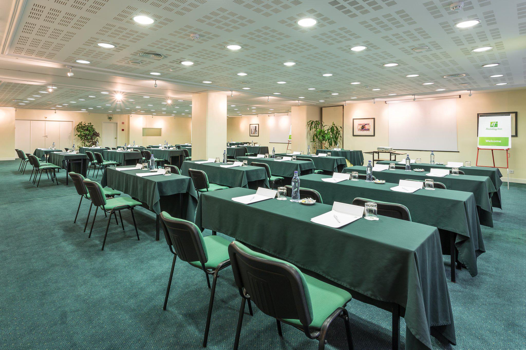 Фото Holiday Inn Lisbon