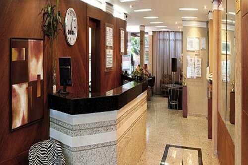 Гостиница Lira Hotel в Куритибе