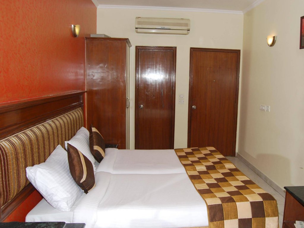 Фото The Maple Green