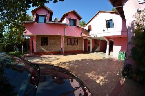 Гостиница Stojic в Южно-Бачском округе