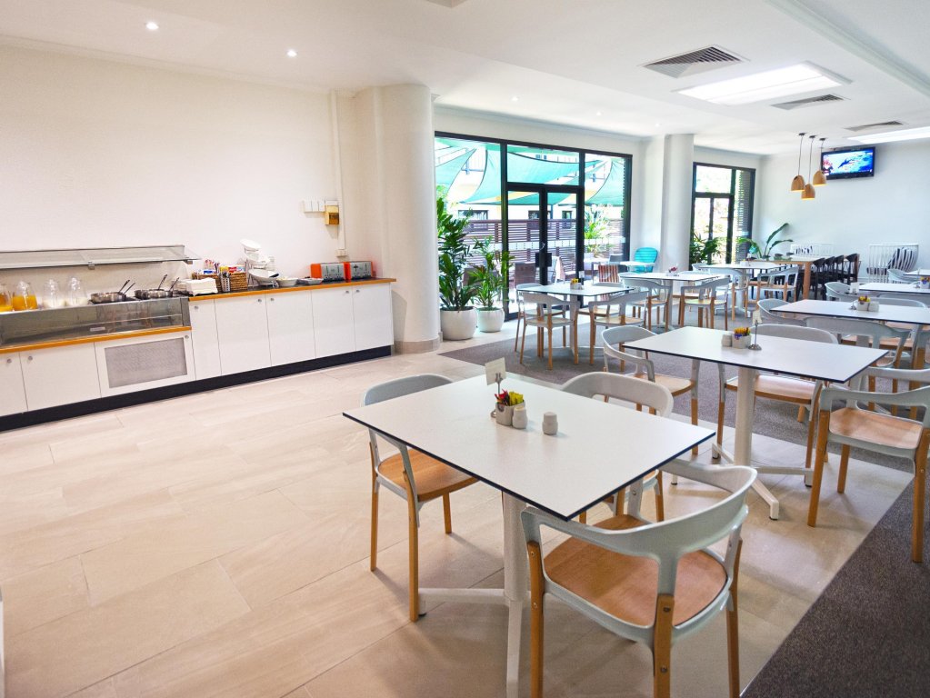 Фото Palms City Resort