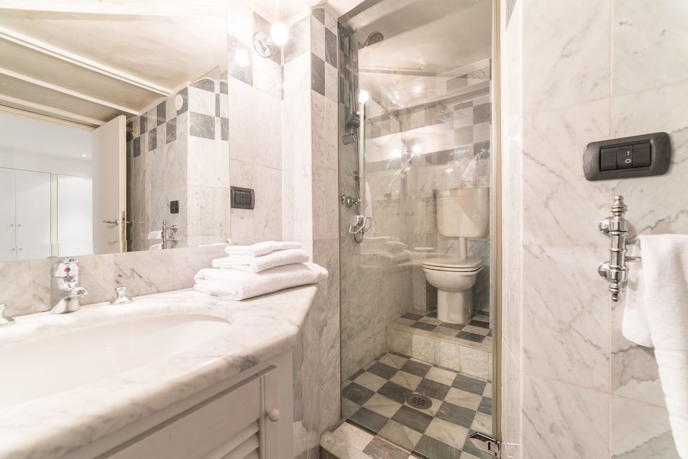 Фото Lovely Goldoni