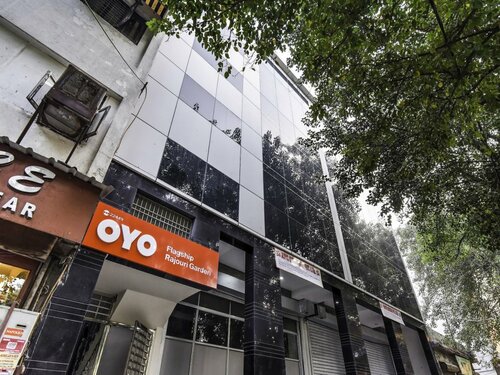 Гостиница Oyo Flagship 22449 Rajouri Garden J block