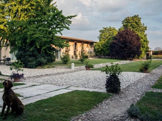 Фото Agriturismo Corte Ruffoni