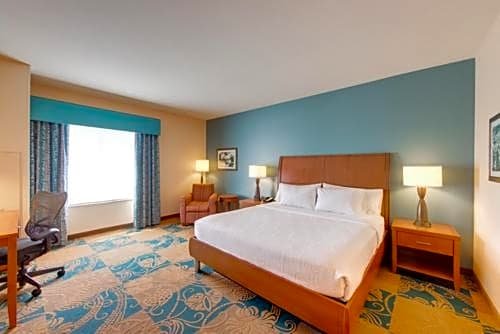 Фото Hilton Garden Inn Oklahoma City Bricktown