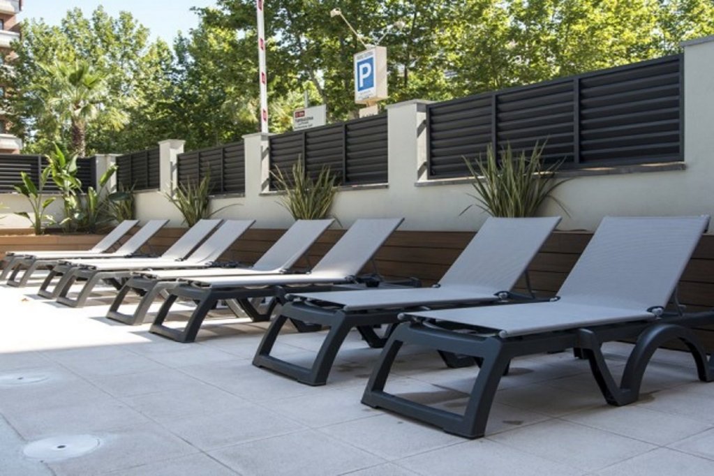 Фото Hotel California Garden